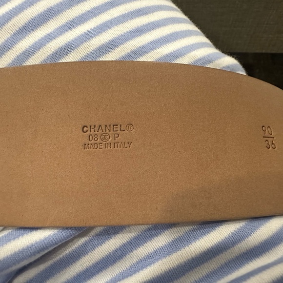 CHANEL Signature Leather Belt - Picture 9 of 9